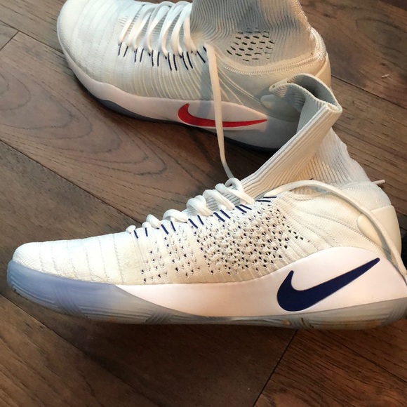 11 1/2 Nike Zoom Basketball Sneakers. Worn 1 Time. main image 6